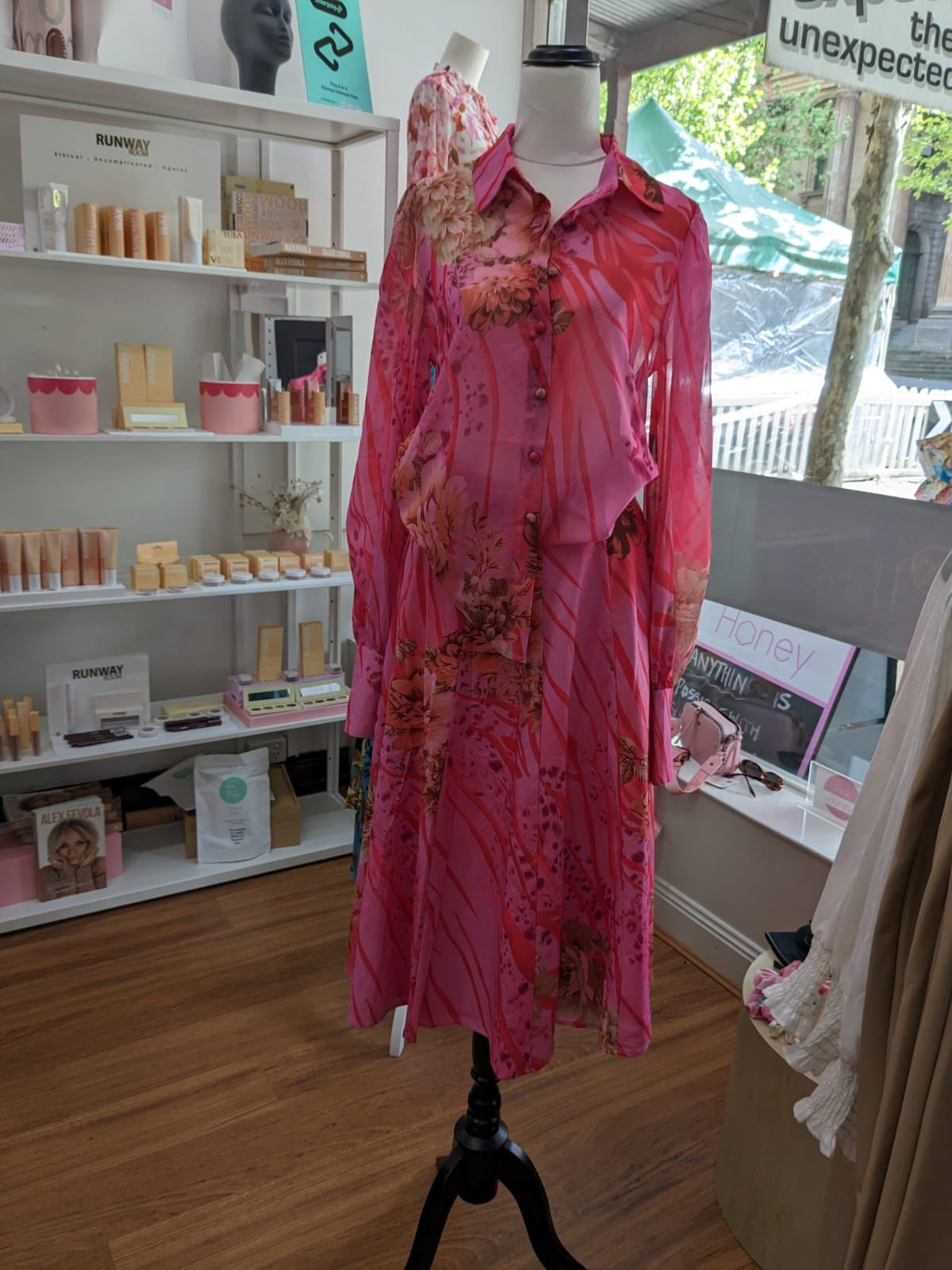 Kingdom Blouse