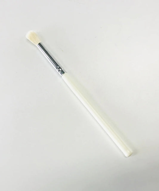 INDIVIDUAL EYESHADOW BLENDING BRUSH