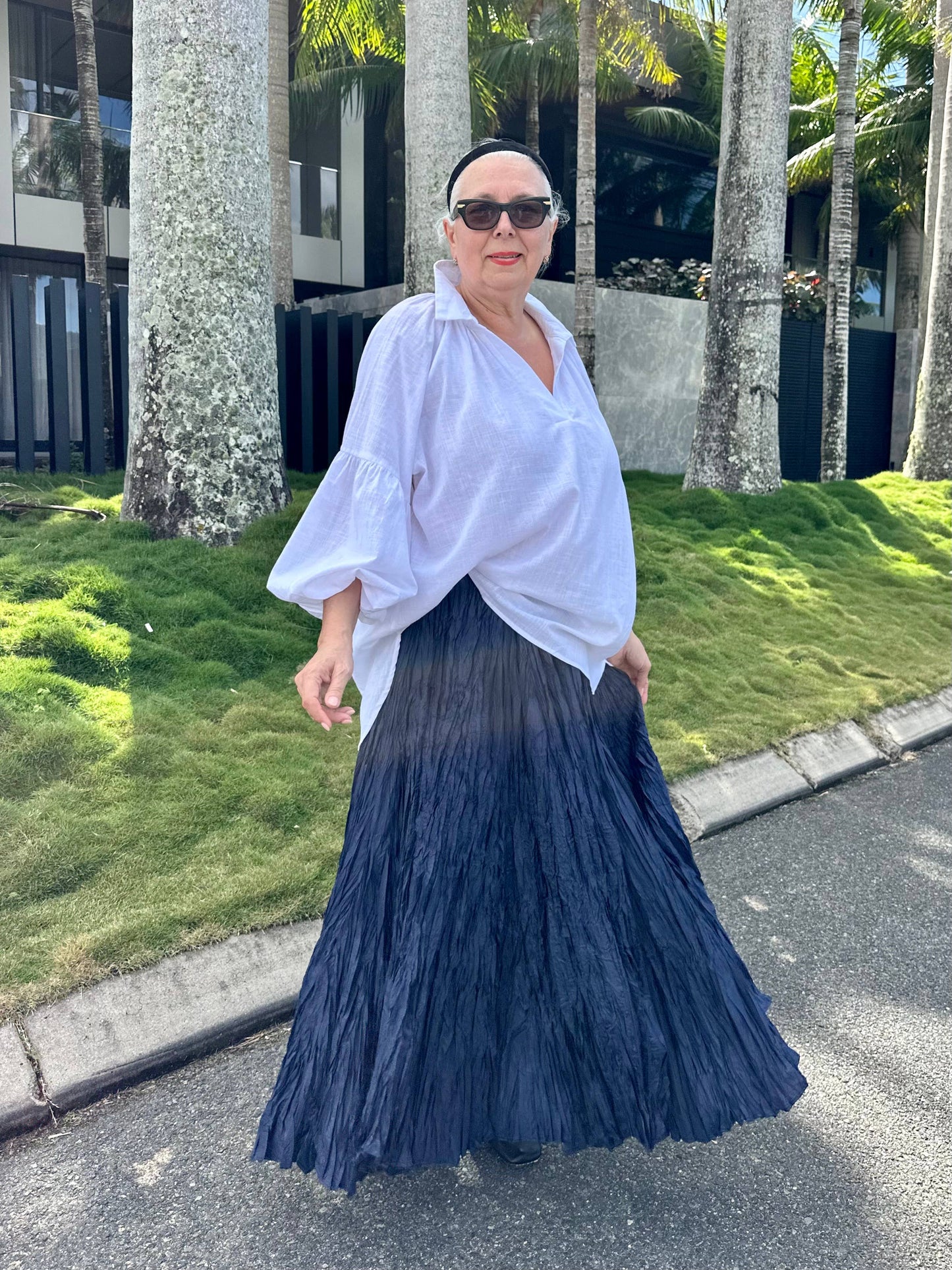 EIGHT NINE EIGHT SKIRT- navy