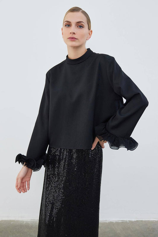 Lady Sleeve Pleat Detailed Blouse