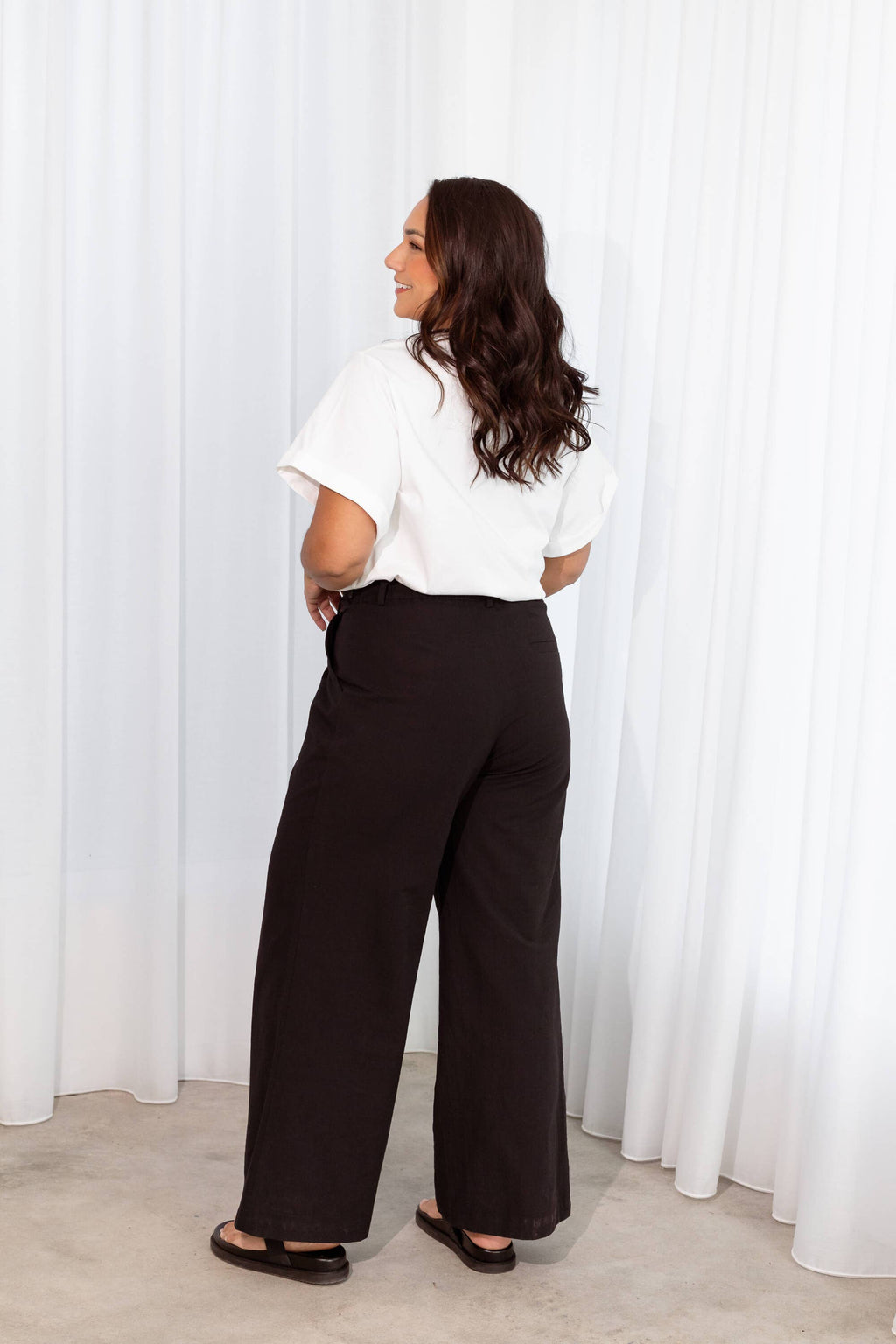 Dani Marie - Hayley Everyday Tailored Pants in Black: