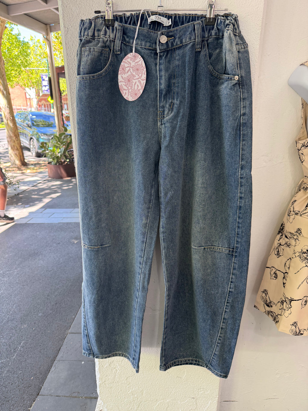 Elastic jeans