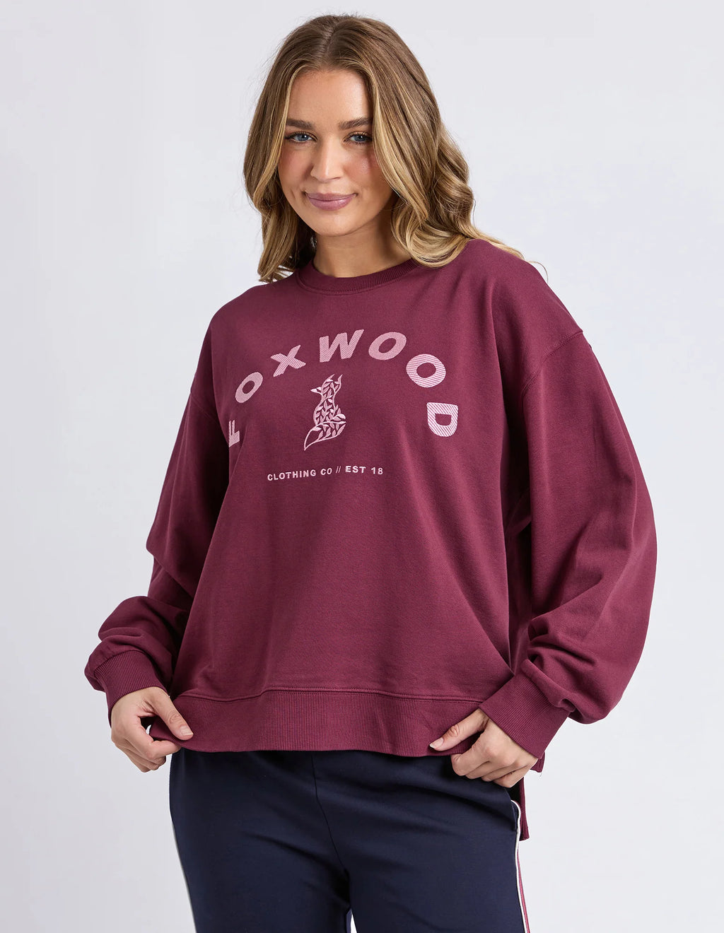 Effortless Contrast Crew Windsor Wine