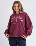 Effortless Contrast Crew Windsor Wine