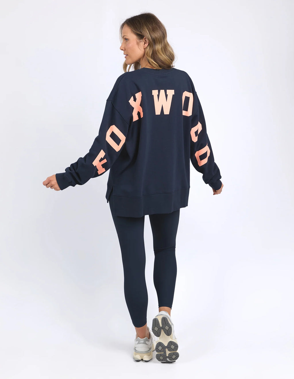 Interval Crew Navy With Peach