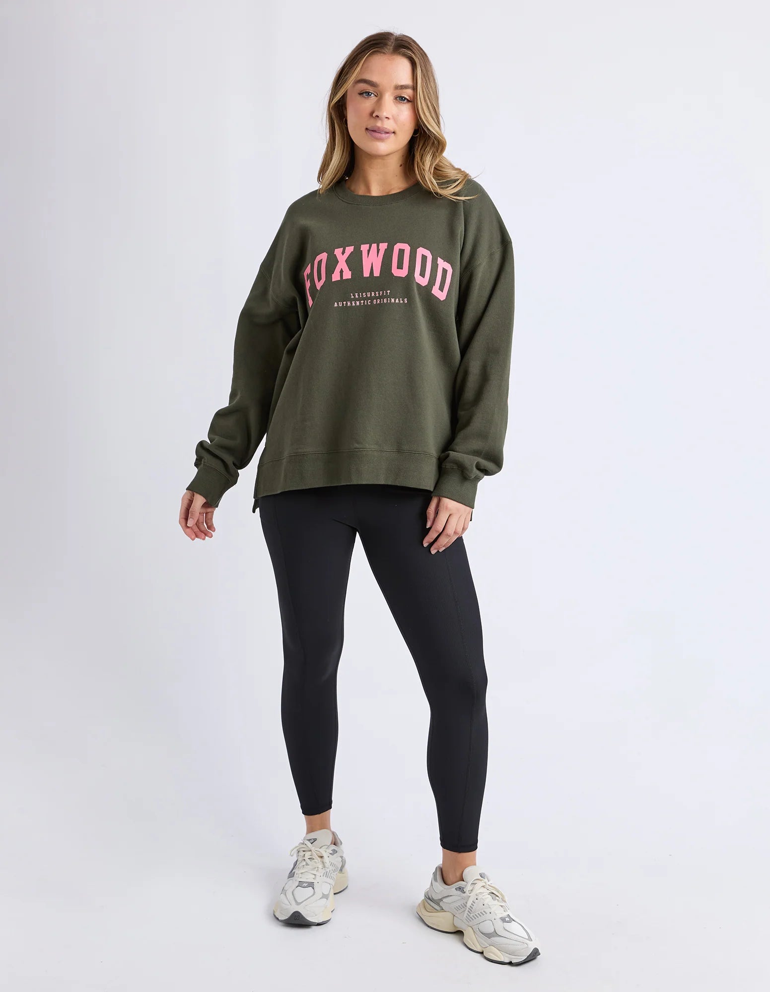 Interval Crew Dark Khaki & Coral