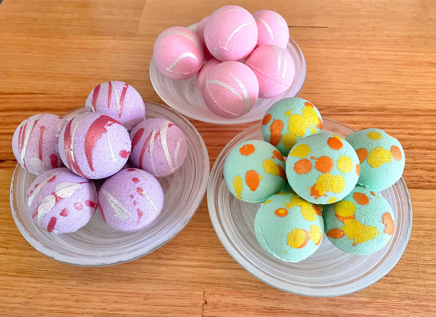 Suave Soaps - Handmade Mini Goat Milk Bath Bombs: Pineapple (Green)